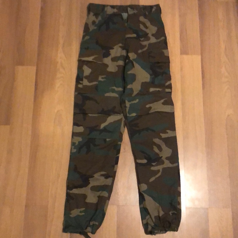 camo cargo pants